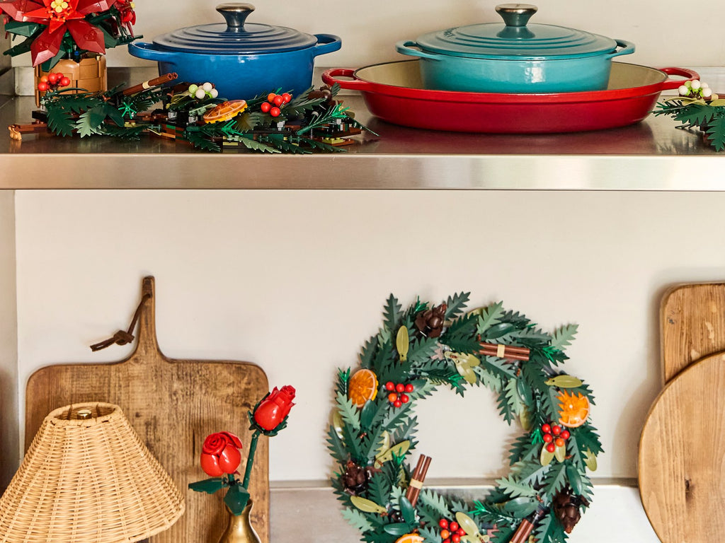 LEGO 10340 Wreath – render