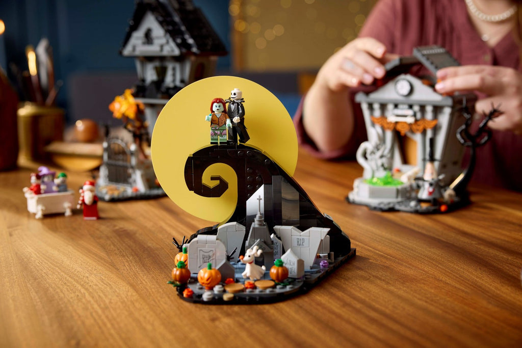LEGO 21351 Disney Tim Burton's The Nightmare Before Christmas – on display