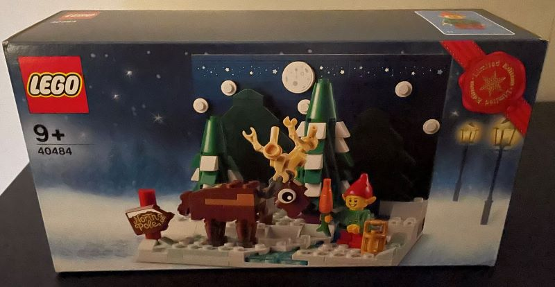 LEGO 40484 Santa's Front Yard box
