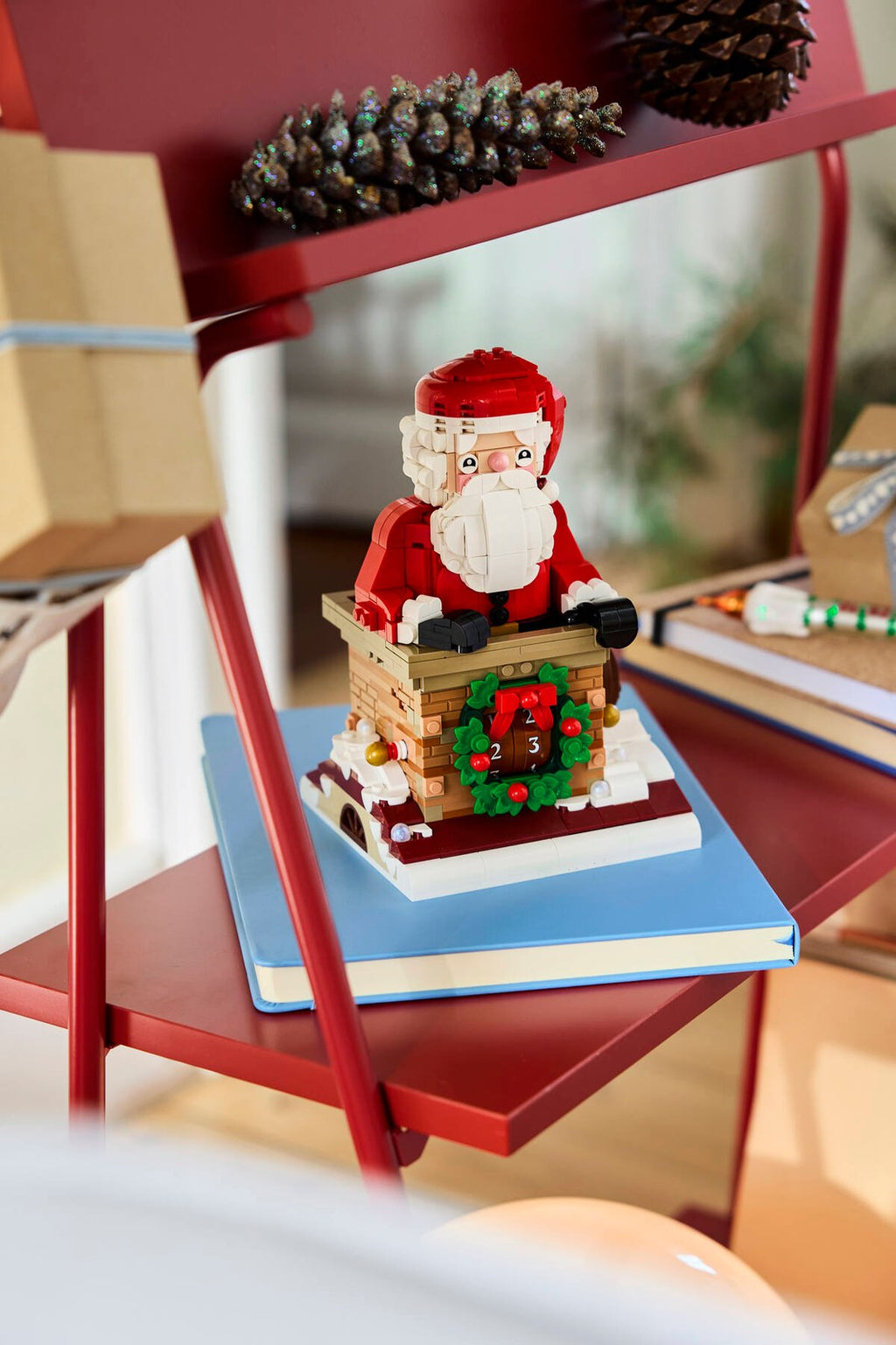 LEGO 40874 Santa's Holiday Countdown – on display