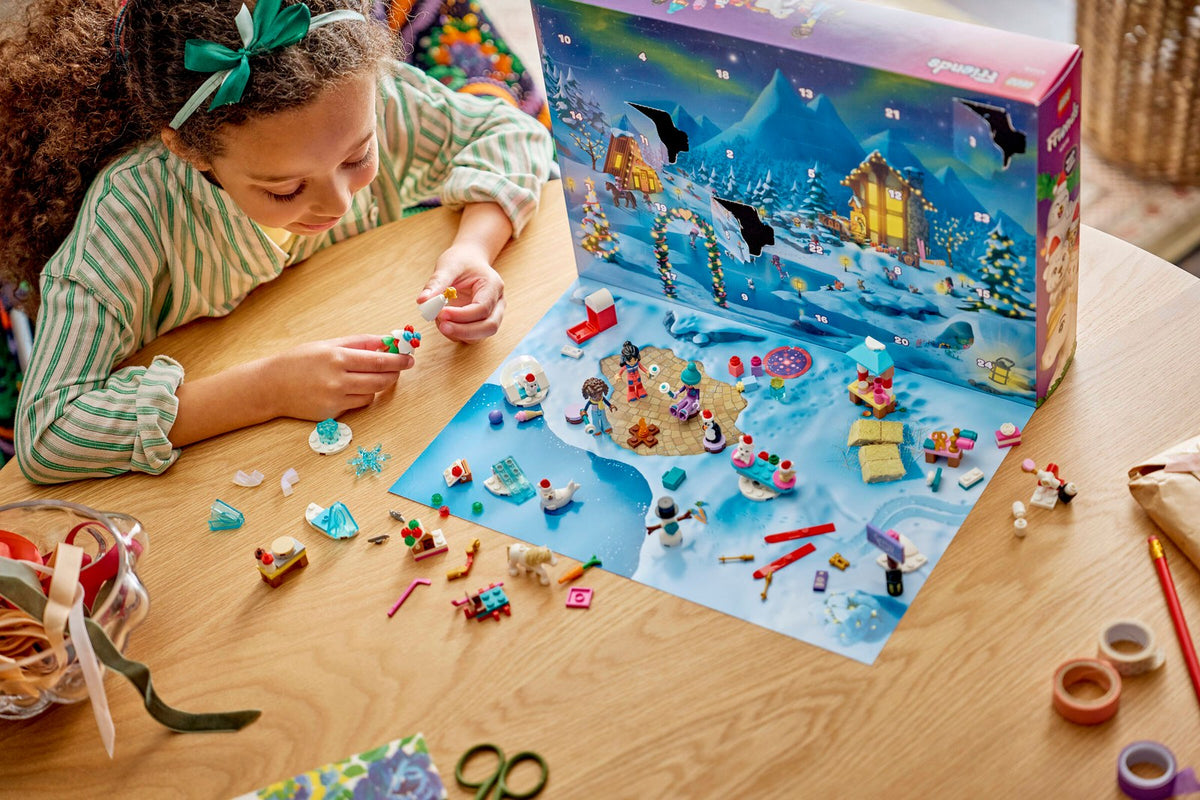 LEGO 42698 Friends Advent Calendar 2026 – on display