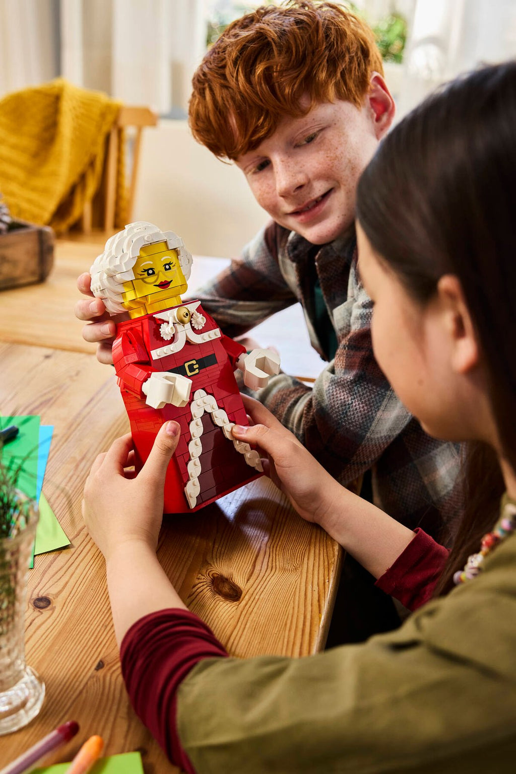 LEGO 40875 Up-Scaled Mrs. Claus Minifigure – on display