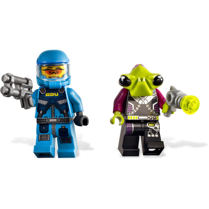 LEGO 7050 Alien Defender – minifigures